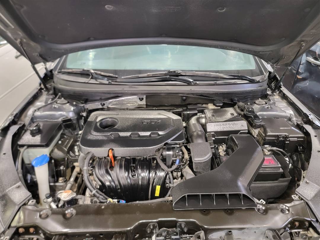 2018 HYUNDAI SONATA — 241527 Miles — Lot JH641424 — Main - Marhaba Auctions Used Cars - Image 11