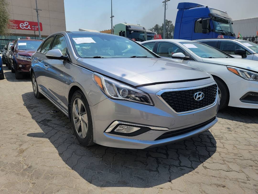 2016 HYUNDAI SONATA — 263964 KM — Lot A007955 — Main - Marhaba Auctions Used Cars - Image 4