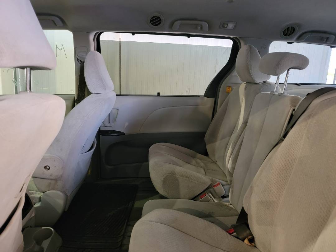 2011 TOYOTA SIENNA — 192443 Miles — Lot 50797084 — Souq - Marhaba Auctions Used Cars - Image 7