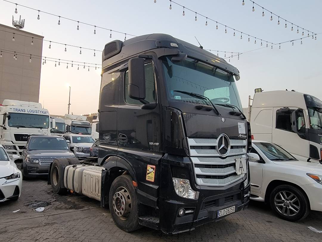 2014 MERCEDES BENZ ACTROS — 1227473 KM — Lot 1L788938 — Ind. 12 - Marhaba Auctions Used Cars - Image 3