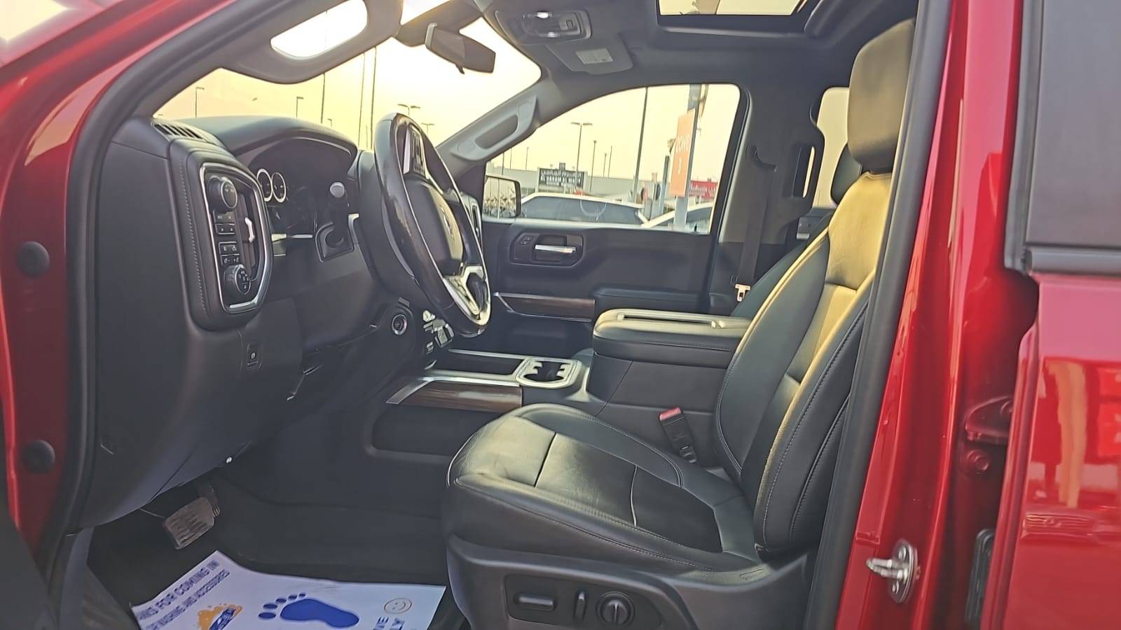2021 CHEVROLET SILVERADO — 219124 KM — Lot MG211219 — Main - Marhaba Auctions Used Cars - Image 11