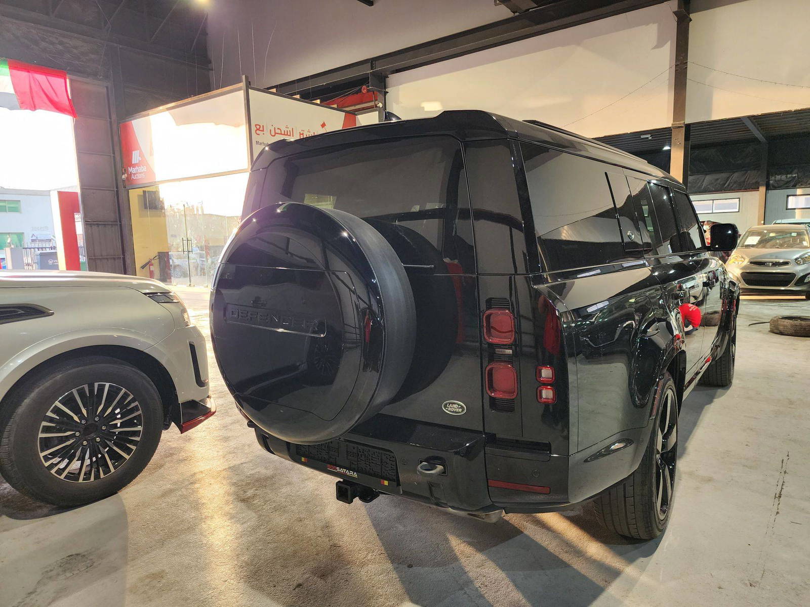2023 LAND ROVER DEFENDER S — 29816 KM — Lot 2210410 — Al Quoz - Marhaba Auctions Used Cars - Image 6