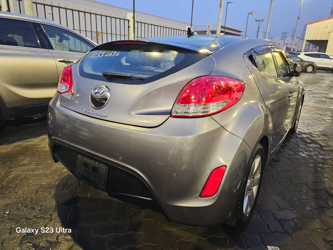 2012 HYUNDAI VELOSTER — 256619 KM — Lot 12332636 — Main - Marhaba Auctions Used Cars - Image 3