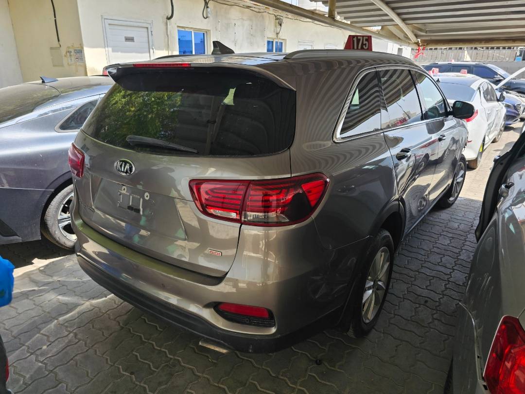 2019 KIA SORENTO — 155255 Miles — Lot KG435044 — Main - Marhaba Auctions Used Cars - Image 3