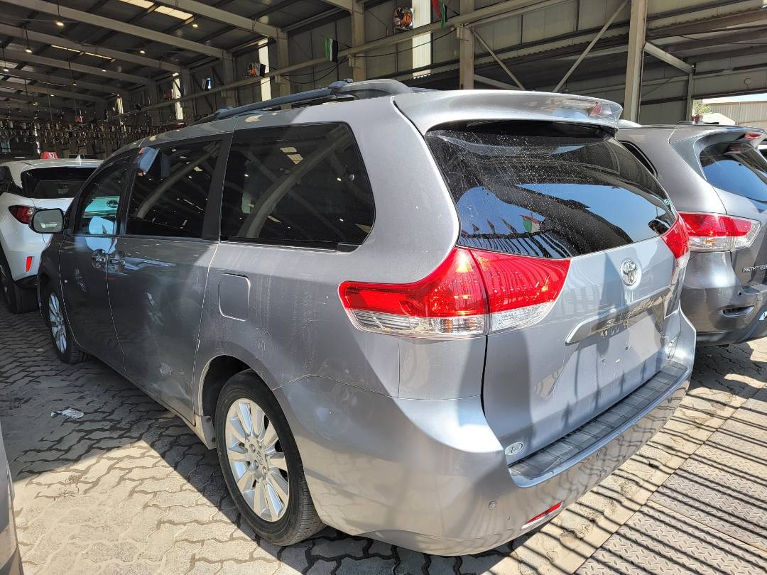 2013 TOYOTA SIENNA — 232577 Miles — Lot DS059258 — Main - Marhaba Auctions Used Cars - Image 3
