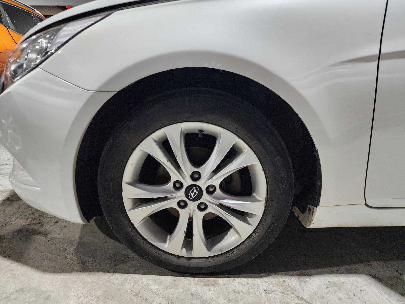 2010 HYUNDAI SONATA — 221550 KM — Lot 215487 — Main - Marhaba Auctions Used Cars - Image 11