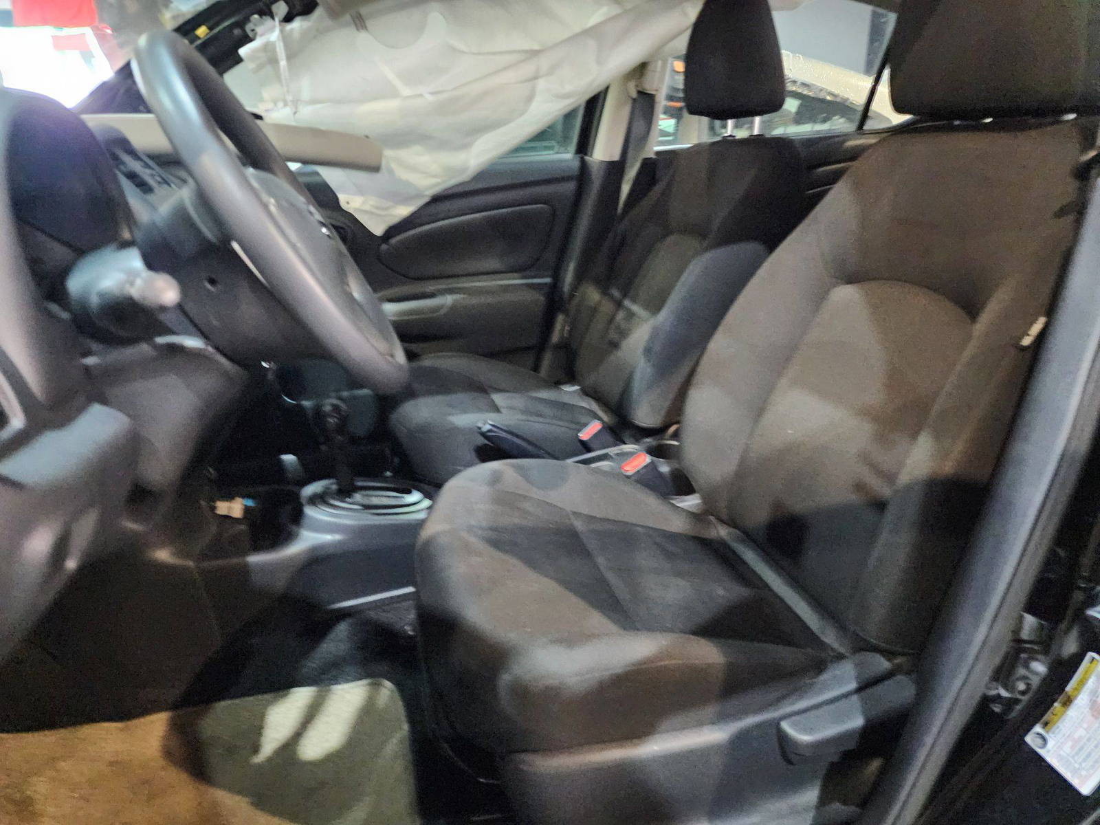 2019 NISSAN VERSA — 140044 Miles — Lot 31114 — Al Quoz - Marhaba Auctions Used Cars - Image 9