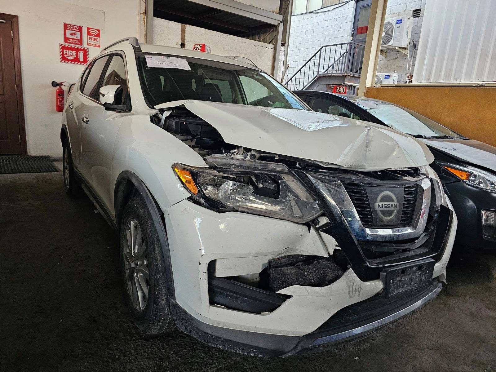 NISSAN ROGUE 2017 - Marhaba Auction Used Cars - Image 3