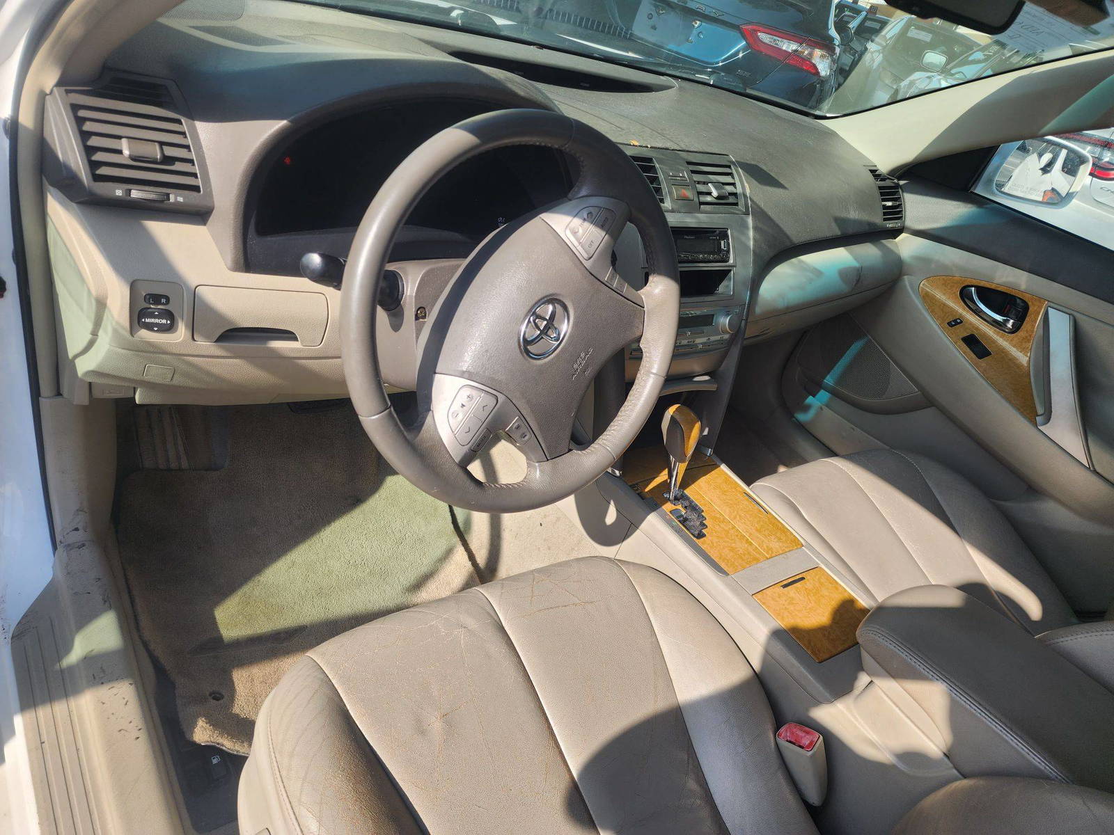 2007 TOYOTA CAMRY — 215015 Miles — Lot 37174126 - Marhaba Auctions Used Cars - Image 4
