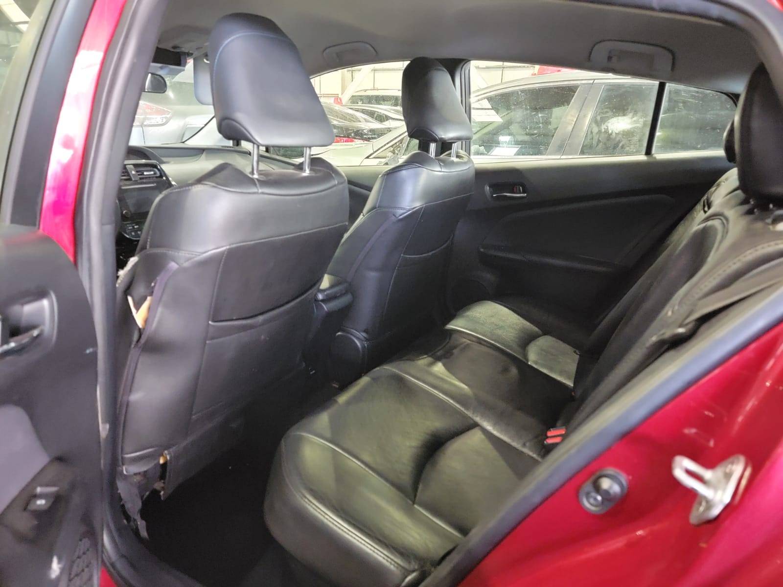 2018 TOYOTA PRIUS — 177492 Miles — Lot U2J3582815 — Main - Marhaba Auctions Used Cars - Image 10