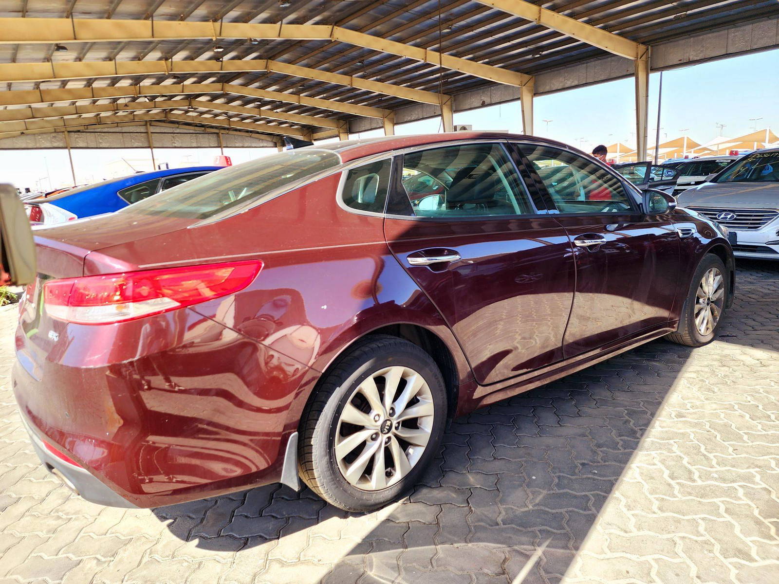 2018 KIA OPTIMA — 126123 Miles — Lot 40997637 — Souq - Marhaba Auctions Used Cars - Image 3