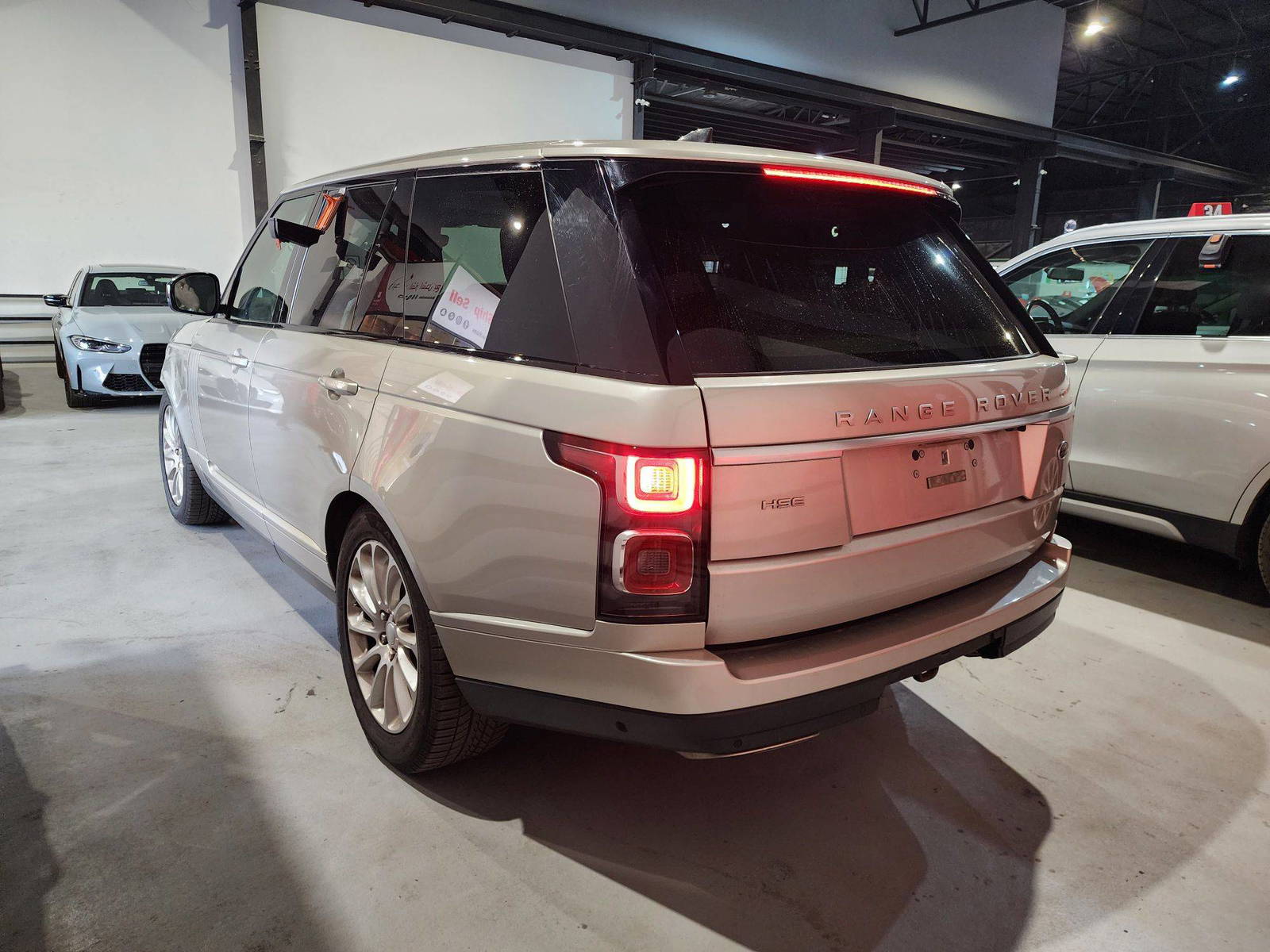 2019 LAND ROVER RANGE ROVER SUPERCHARGED — 88622 Miles — Lot 40162704 — Main - Marhaba Auctions Used Cars - Image 4