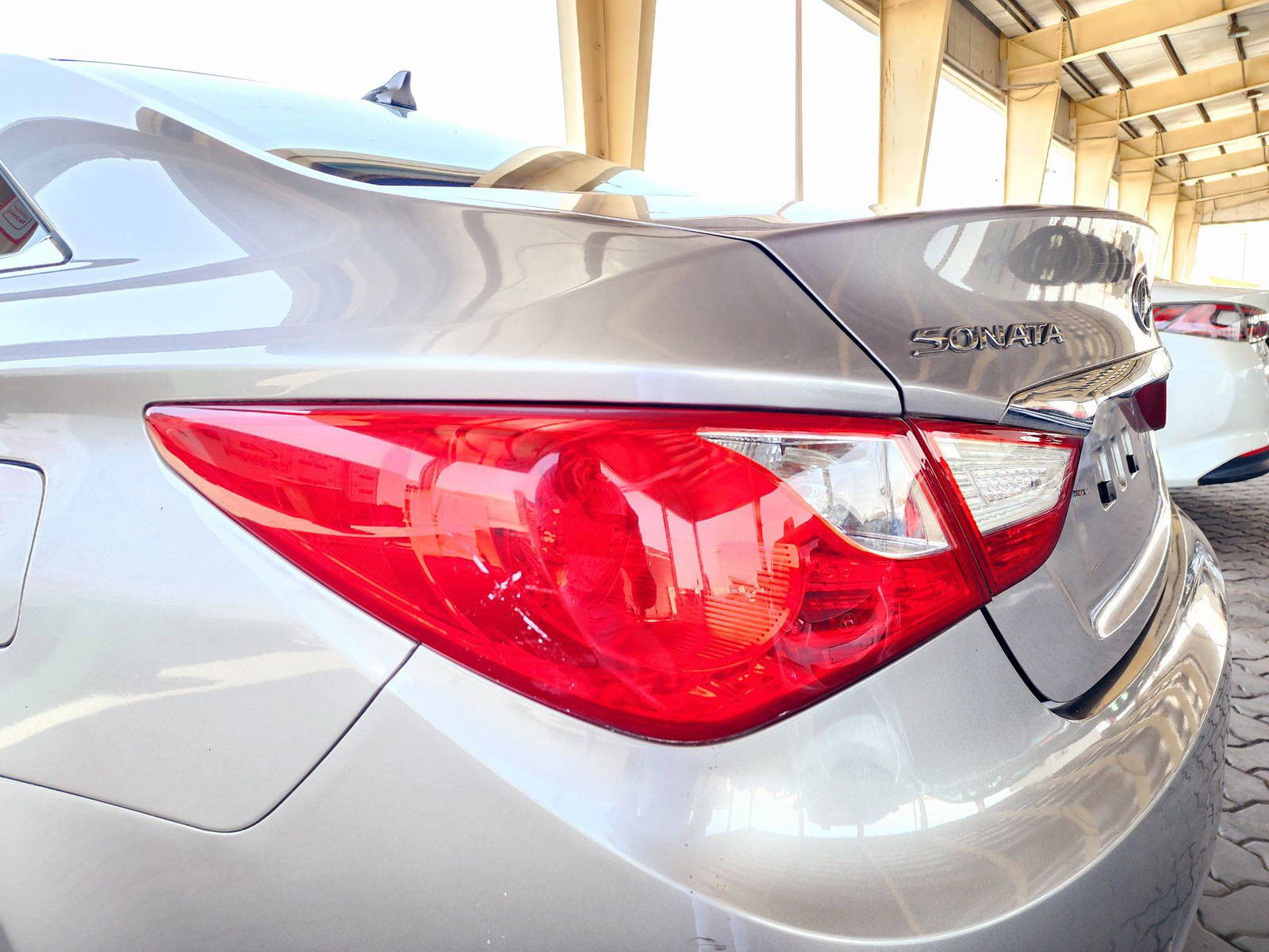 2011 HYUNDAI SONATA — 188197 KM — Lot 245914 — Souq - Marhaba Auctions Used Cars - Image 12
