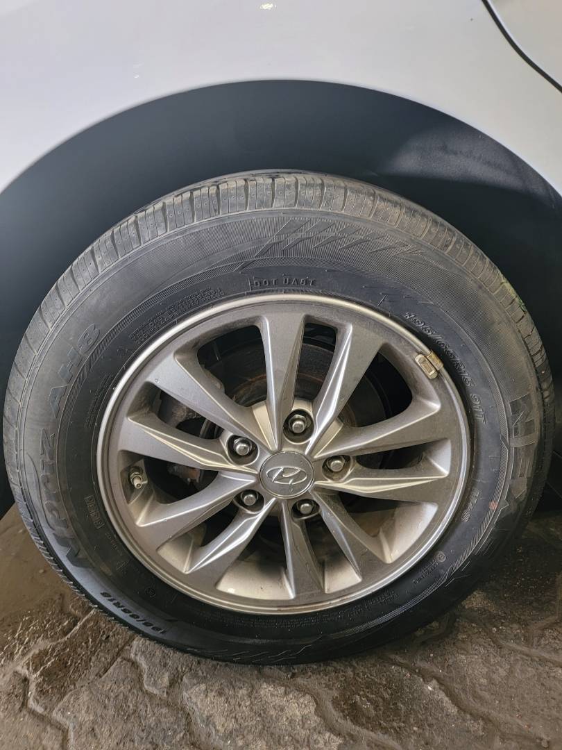 2019 HYUNDAI AVANTE — 50000 KM — Lot U816294 - Marhaba Auctions Used Cars - Image 4