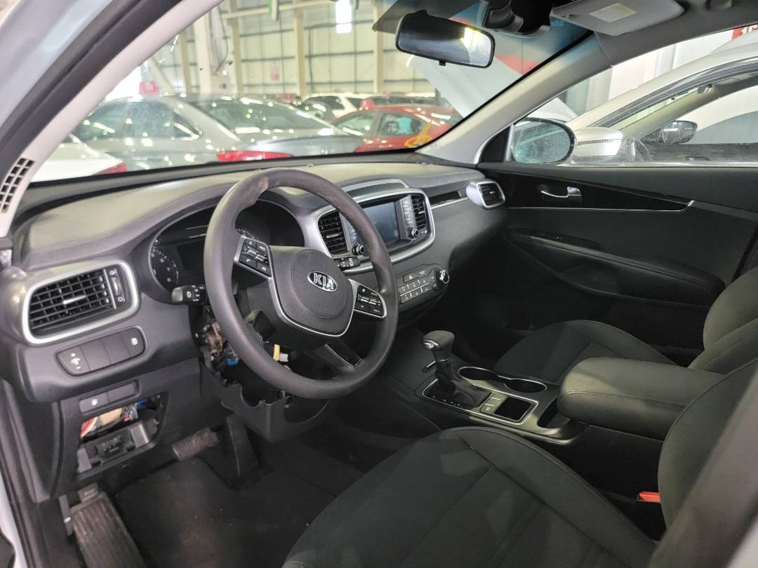 2019 KIA SORENTO — 45585 Miles — Lot 53878634 — Main - Marhaba Auctions Used Cars - Image 6