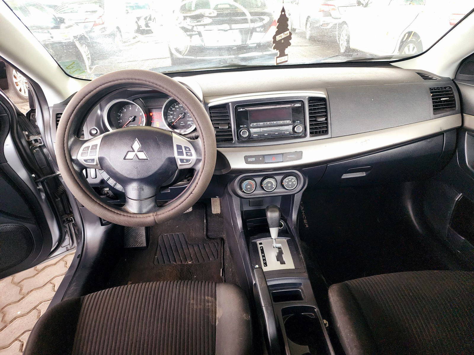 2014 MITSUBISHI LANCER — 200963 KM — Lot U0EU604939 — Souq - Marhaba Auctions Used Cars - Image 7
