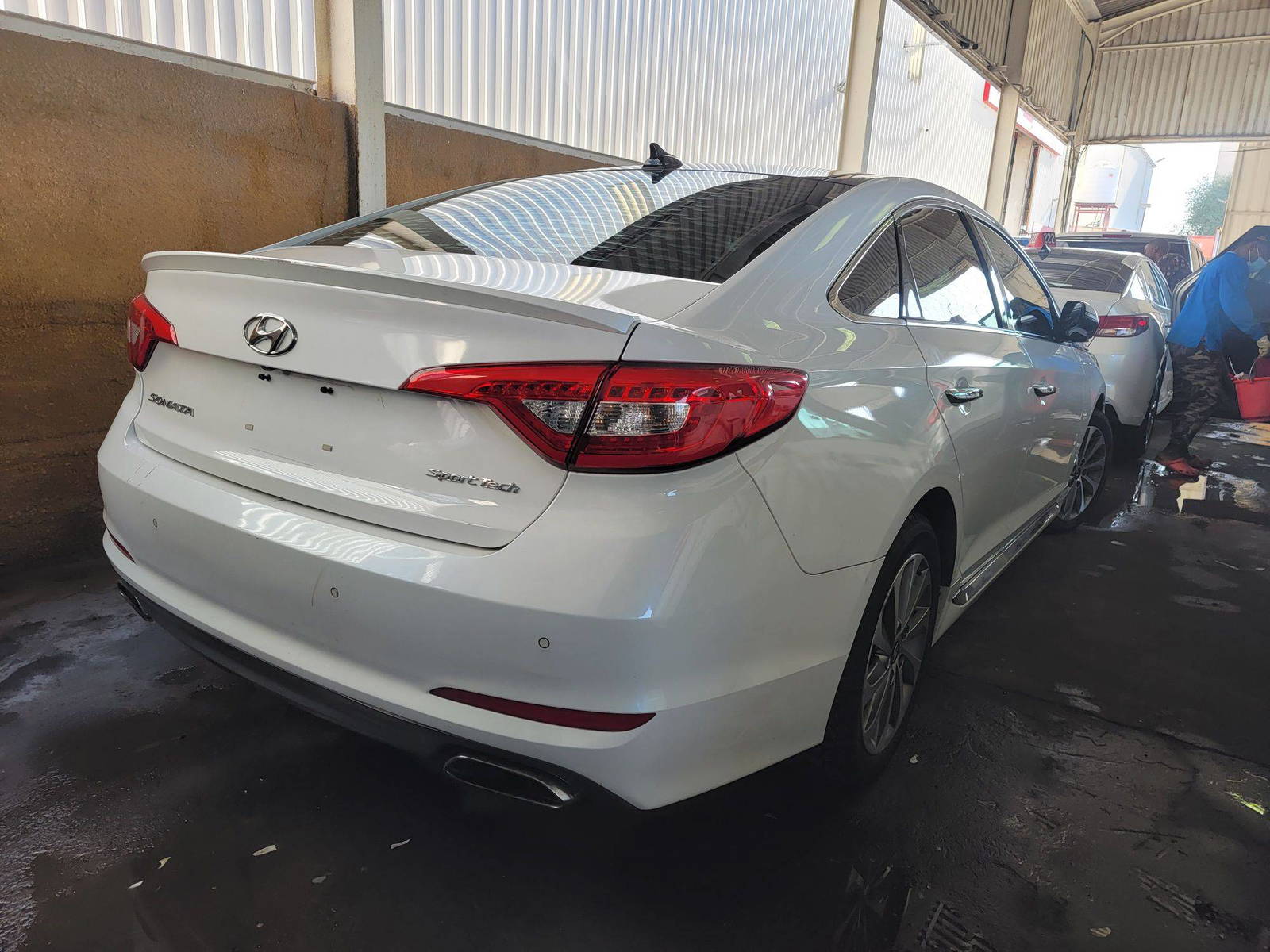 2016 HYUNDAI SONATA SPORT — 153716 KM — Lot 68318475 — Main - Marhaba Auctions Used Cars - Image 3