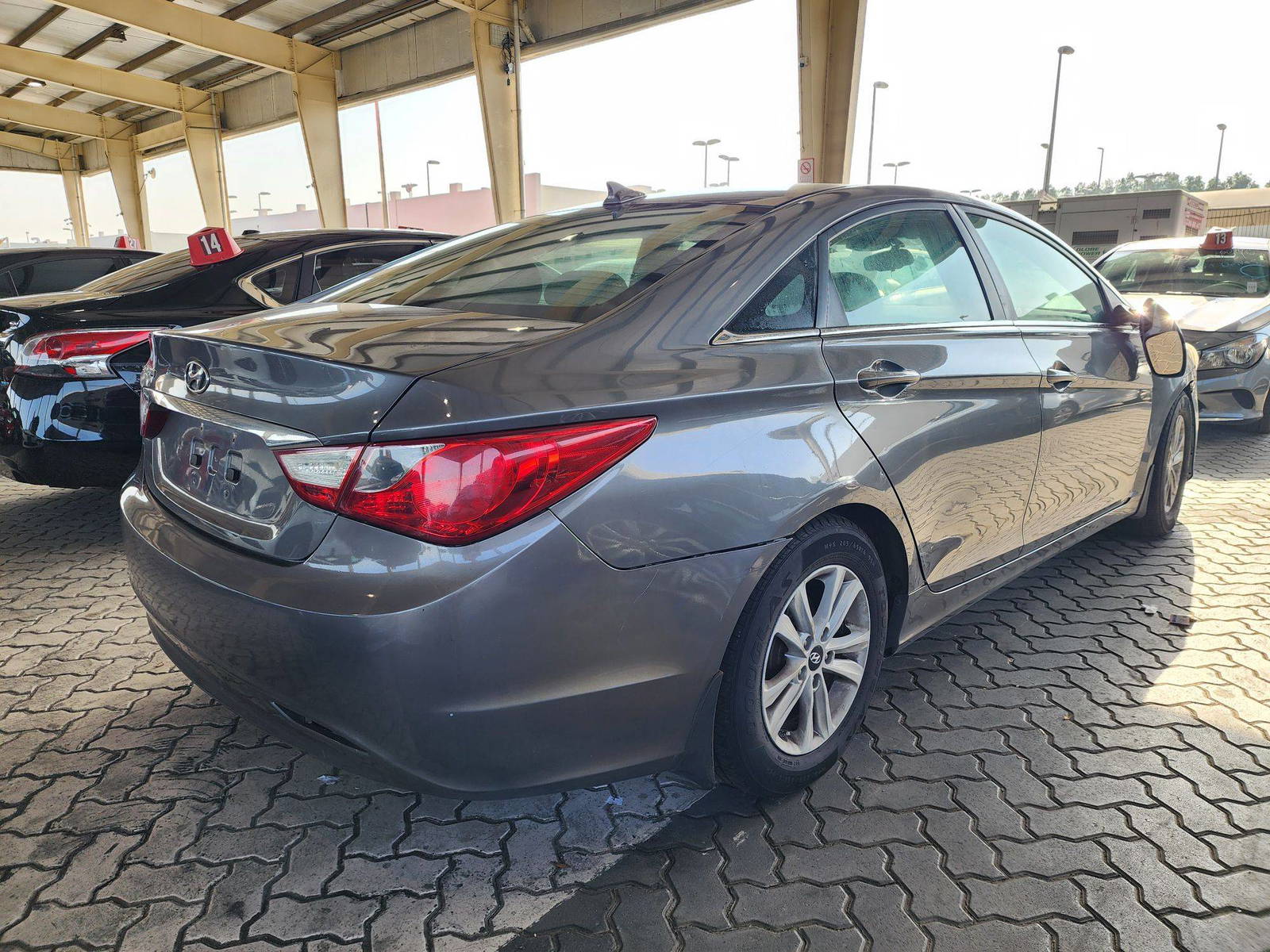 2012 HYUNDAI SONATA — 182942 Miles — Lot 57882424 — Souq - Marhaba Auctions Used Cars - Image 3