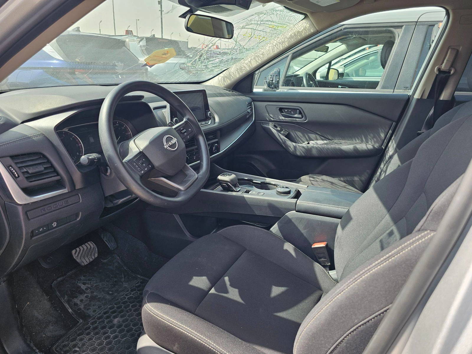 NISSAN ROGUE 2025 - Marhaba Auction Used Cars - Image 8