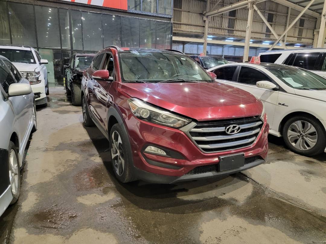 2016 HYUNDAI TUCSON — 83255 Miles — Lot GU085902 — Main - Marhaba Auctions Used Cars - Image 4