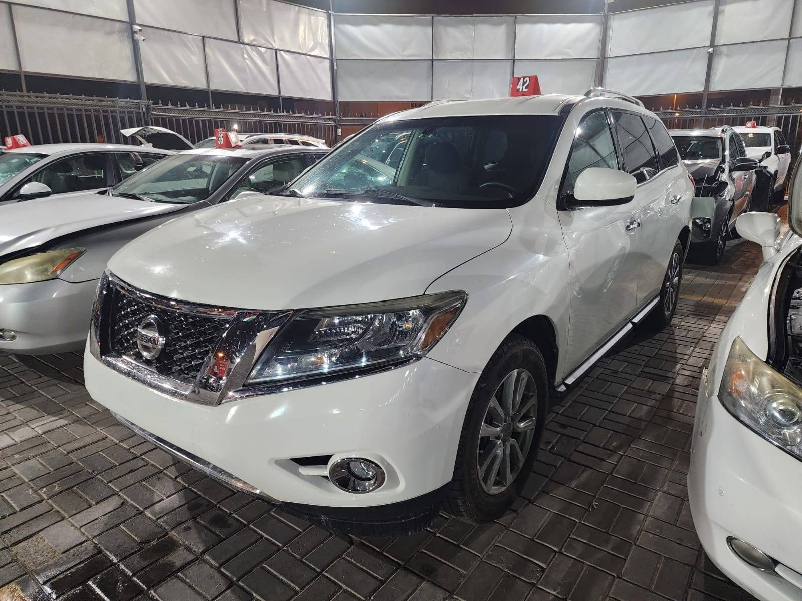 2016 NISSAN PATHFINDER — Lot C643159 - Marhaba Auctions Used Cars - Image 4