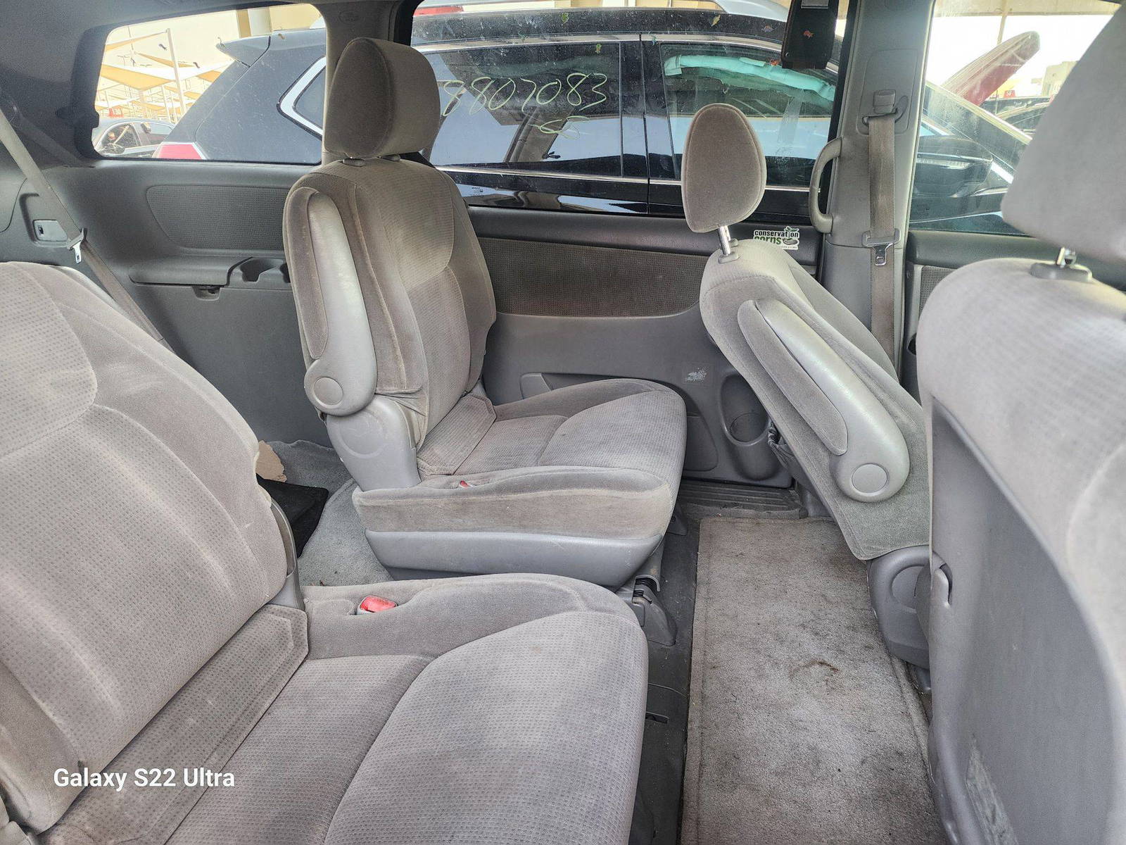 2004 TOYOTA SIENNA — 194568 Miles — Lot 38867169 - Marhaba Auctions Used Cars - Image 5