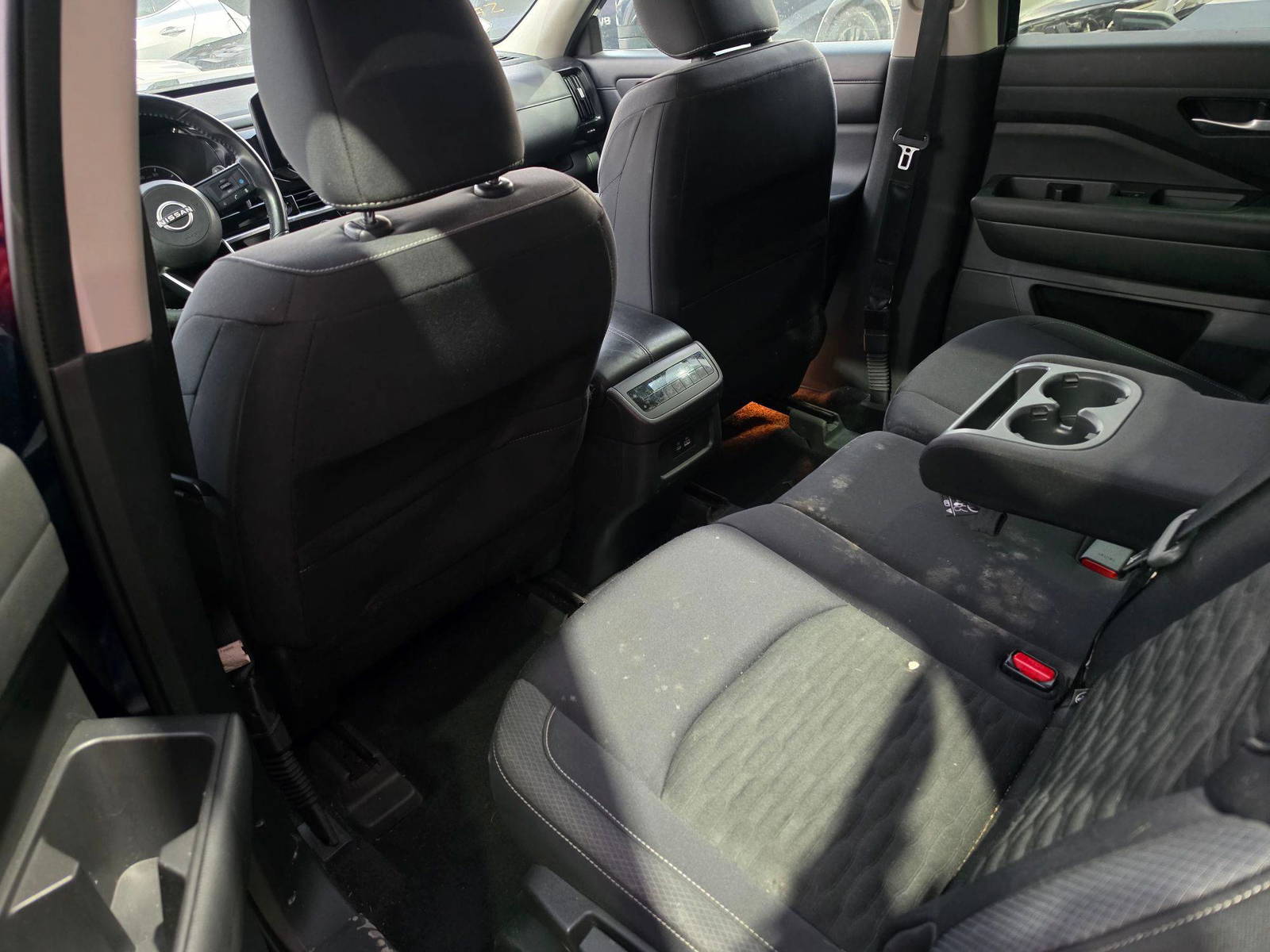 2022 NISSAN PATHFINDER — 70414 Miles — Lot 74129145 - Marhaba Auctions Used Cars - Image 11