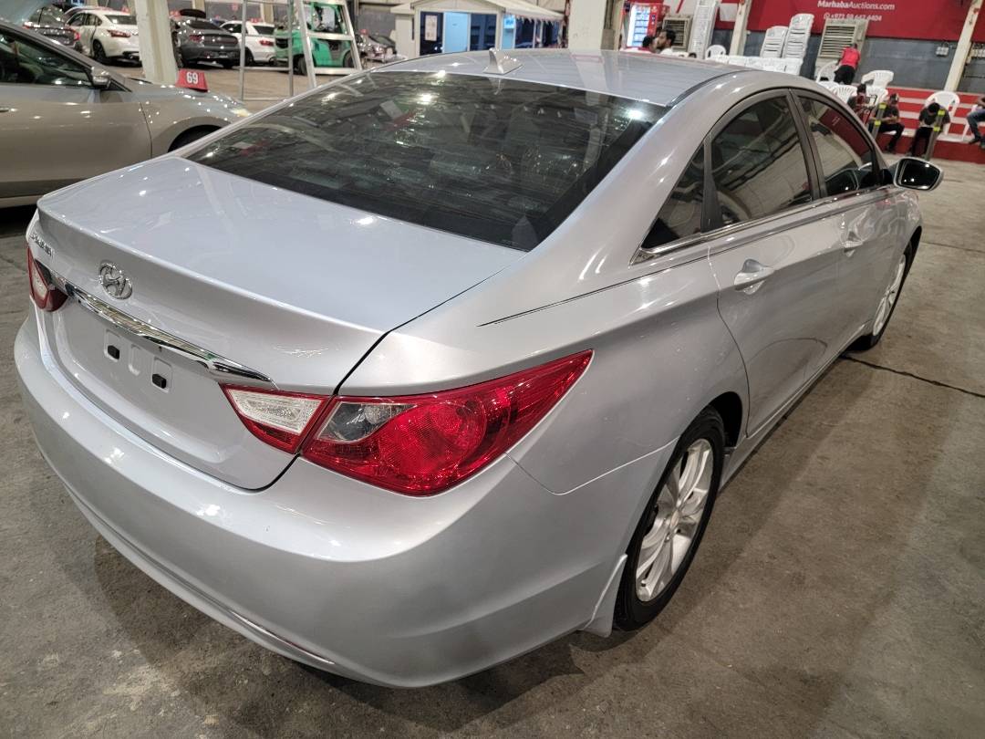 2011 HYUNDAI SONATA — 160610 Miles — Lot BH063870 - Marhaba Auctions Used Cars - Image 4