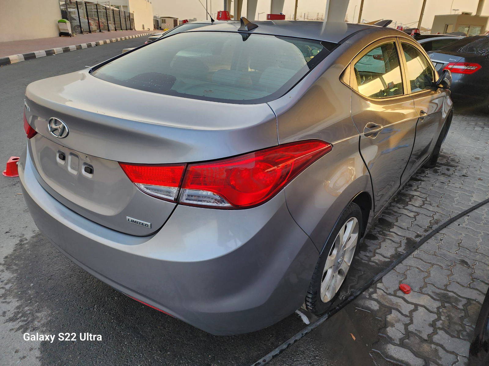 2012 HYUNDAI ELANTRA — 148419 Miles — Lot 77092203 - Marhaba Auctions Used Cars - Image 4