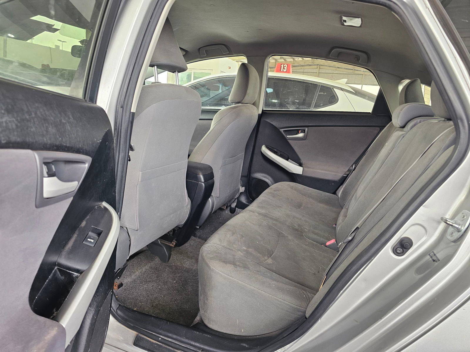 2013 TOYOTA PRIUS — 234026 Miles — Lot 0337264 — Souq - Marhaba Auctions Used Cars - Image 7