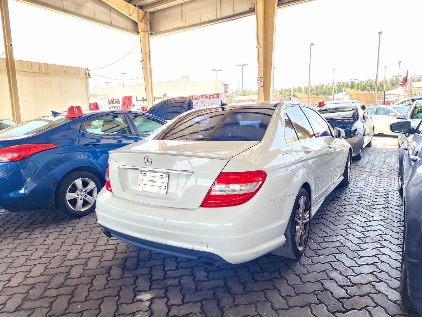 2011 MERCEDES BENZ C 350 — 165746 Miles — Lot GB4BF531712 — Souq - Marhaba Auctions Used Cars - Image 3