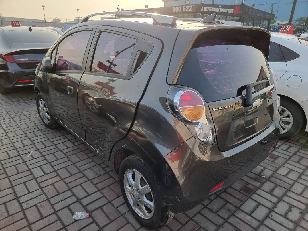2012 CHEVROLET SPARK — 135518 KM — Lot 215478 — Ind. 12 - Marhaba Auctions Used Cars - Image 4