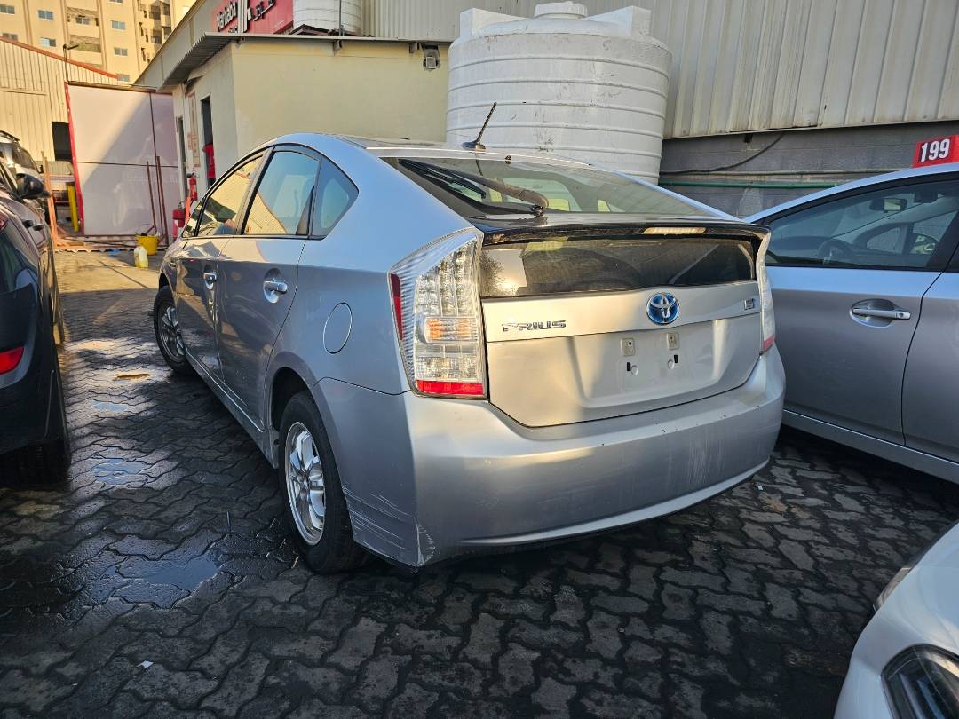 2011 TOYOTA PRIUS — 209260 Miles — Lot 70859615 — Main - Marhaba Auctions Used Cars - Image 6