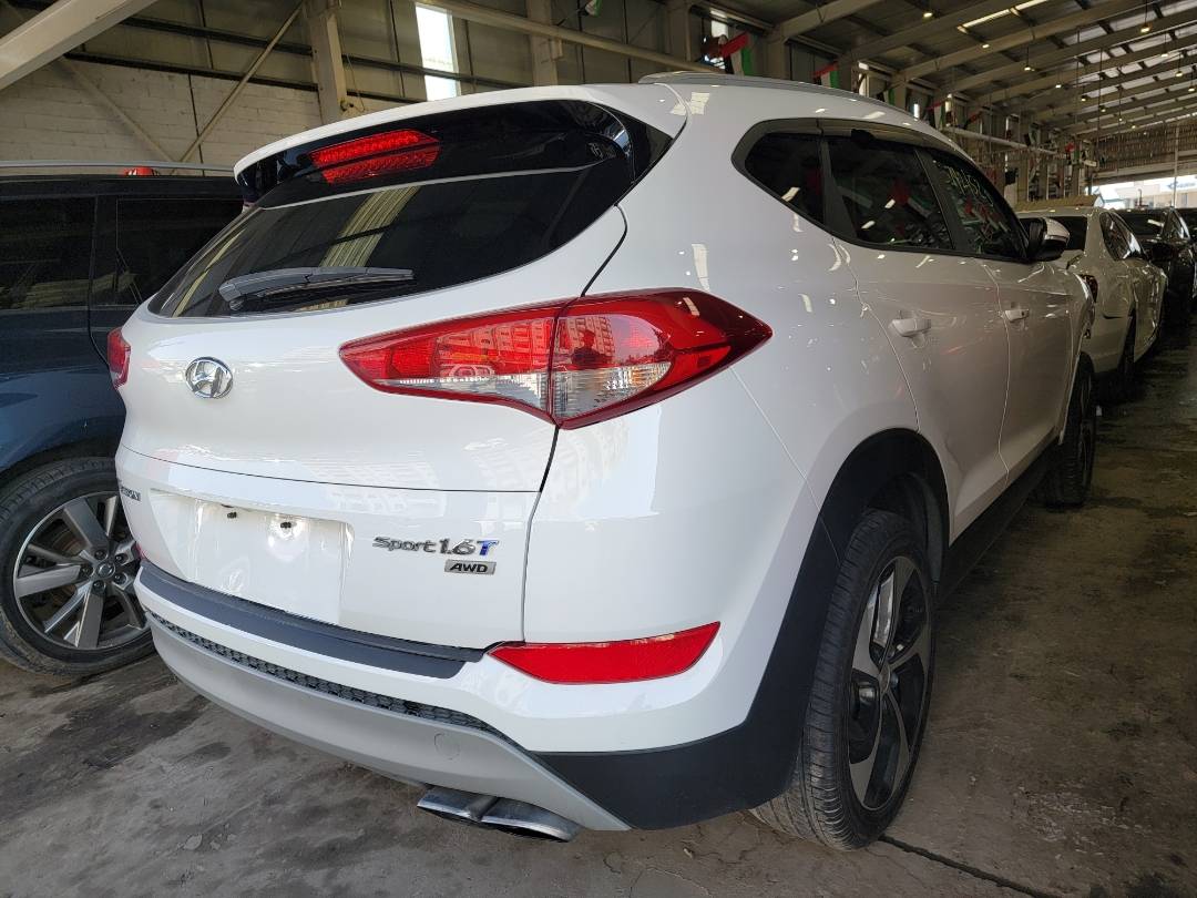 2017 HYUNDAI TUCSON — 102663 Miles — Lot 365710 - Marhaba Auctions Used Cars - Image 3