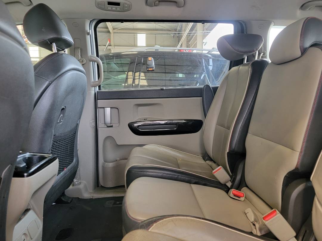 2015 KIA SEDONA — 167249 Miles — Lot 48714634 — Main - Marhaba Auctions Used Cars - Image 8