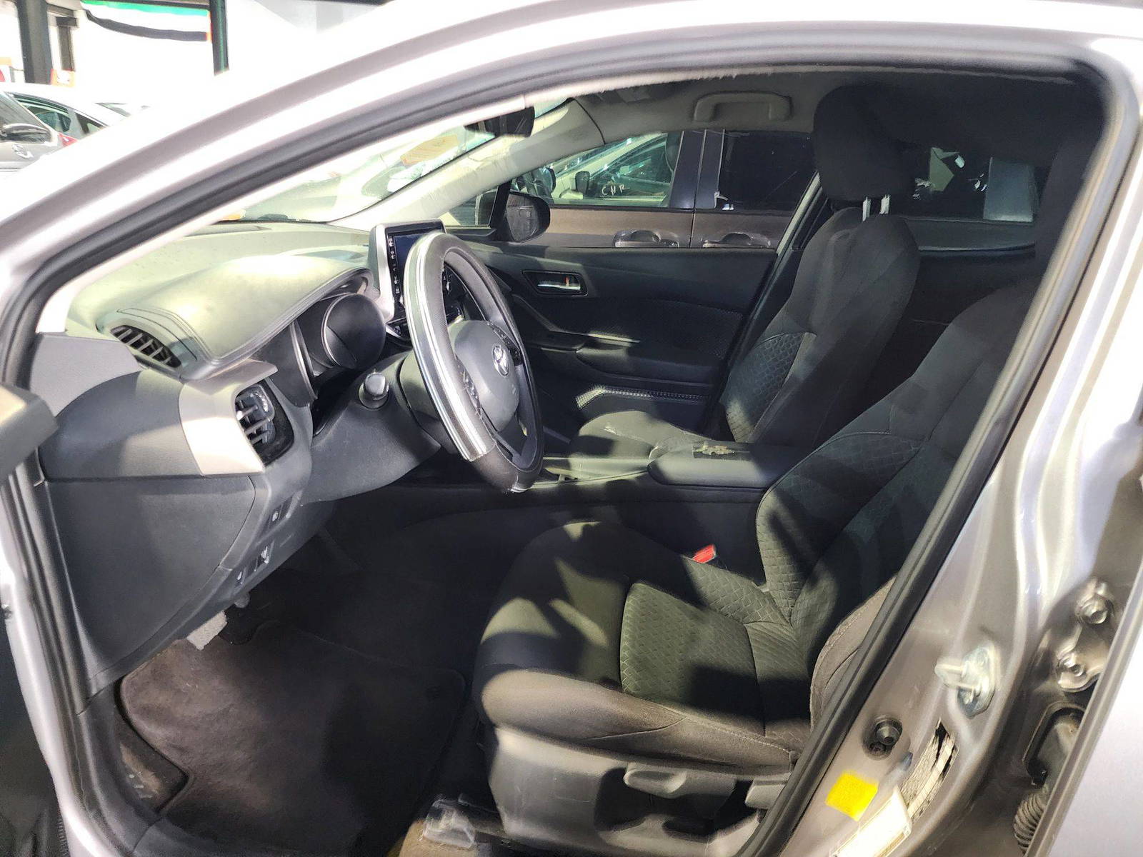 2020 TOYOTA C-HR — 47771 Miles — Lot 86830 — Souq - Marhaba Auctions Used Cars - Image 9