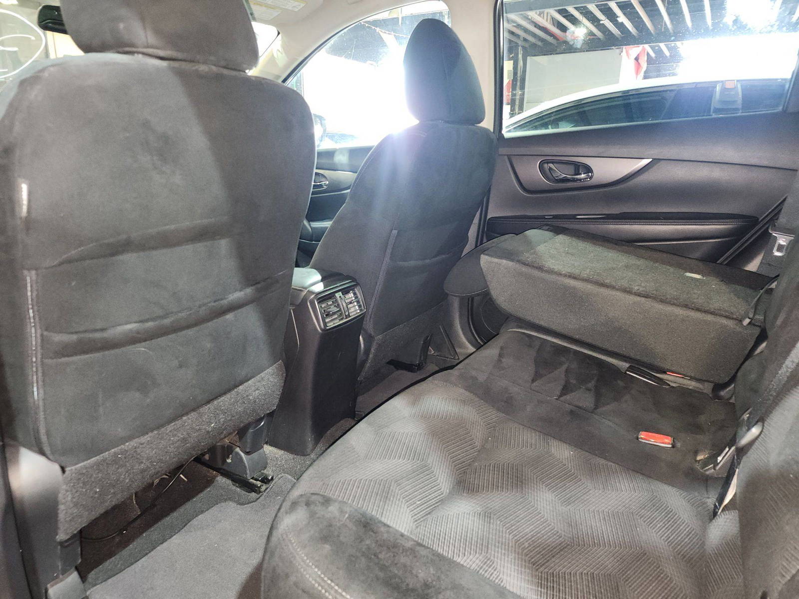 2014 NISSAN ROGUE — 173374 Miles — Lot 43238440 — Al Quoz - Marhaba Auctions Used Cars - Image 7