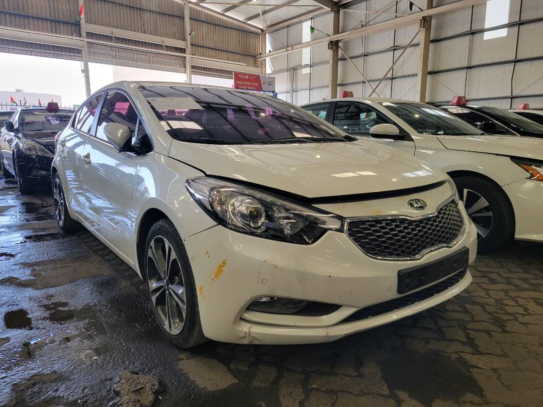 2013 KIA K3 — 164316 KM — Lot 037682 — Main - Marhaba Auctions Used Cars - Image 4