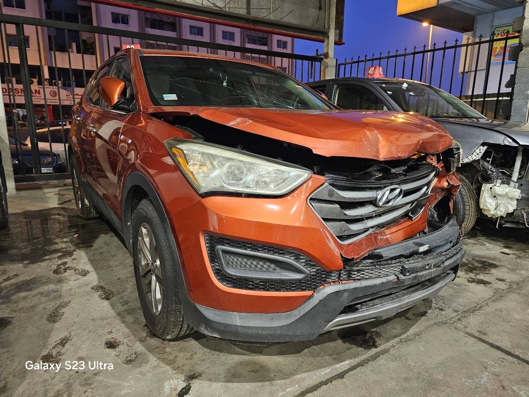 2016 HYUNDAI SANTA FE — 171384 Miles — Lot 353122 — Main - Marhaba Auctions Used Cars - Image 4