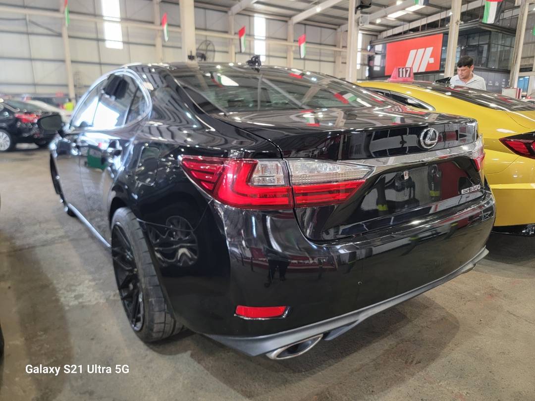 2018 LEXUS ES 350 — 128177 Miles — Lot JU094688 — Main - Marhaba Auctions Used Cars - Image 4