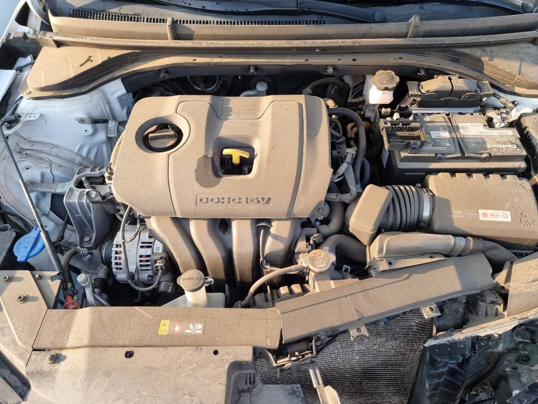 HYUNDAI ELANTRA 2019 - Marhaba Auction Used Cars - Image 8