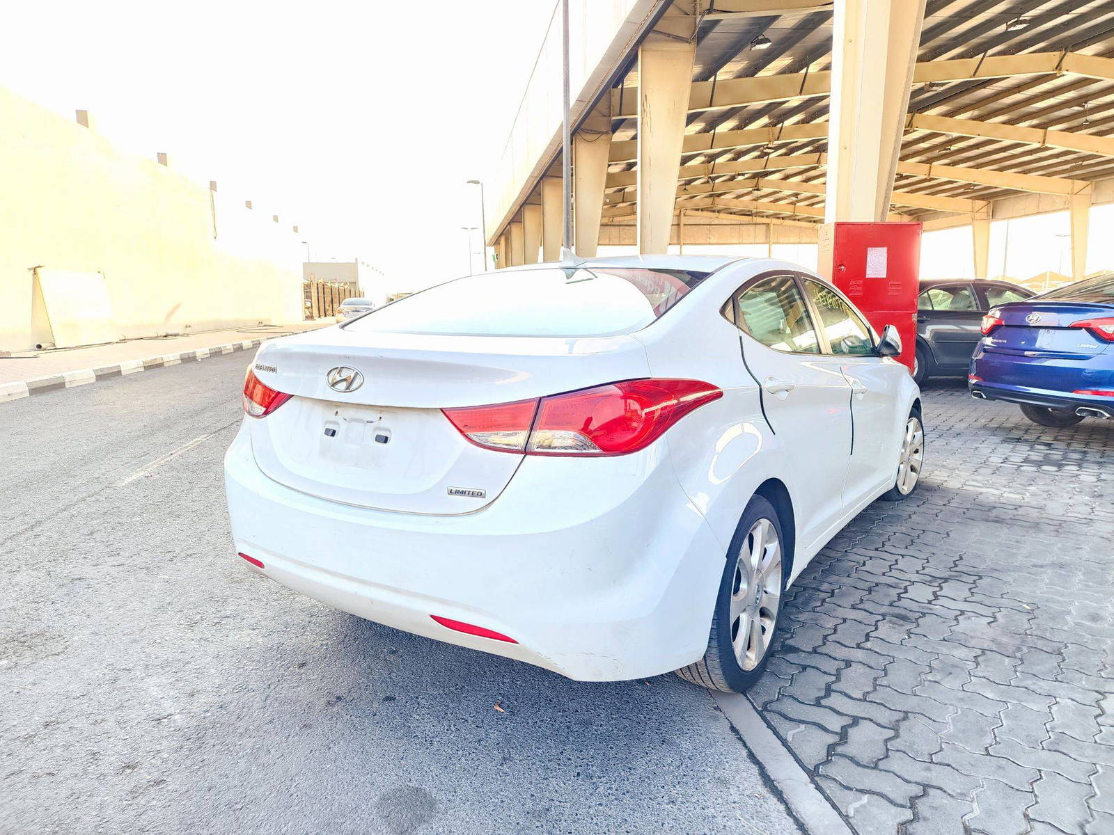 2012 HYUNDAI ELANTRA — 239317 Miles — Lot CH116419 — Souq - Marhaba Auctions Used Cars - Image 3