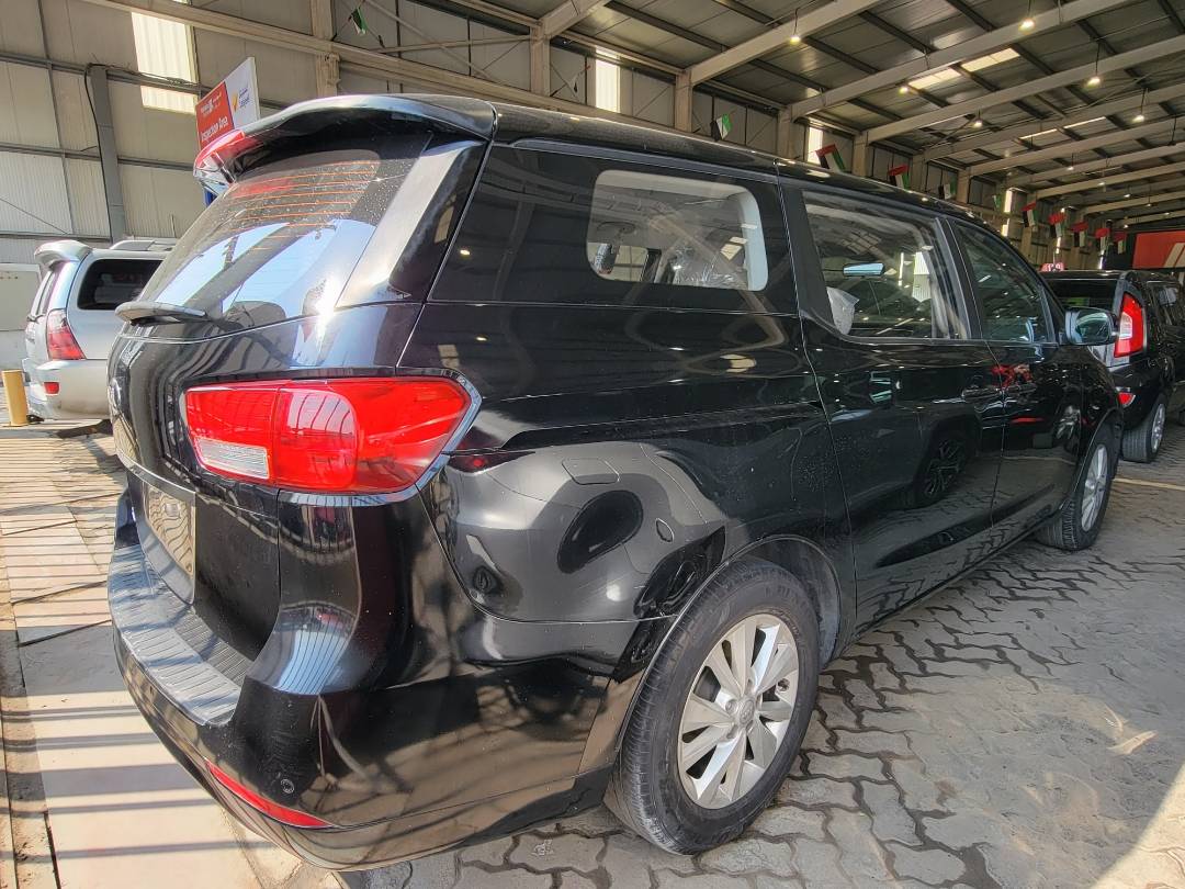 2015 KIA SEDONA — 109912 Miles — Lot 6067765 — Main - Marhaba Auctions Used Cars - Image 4