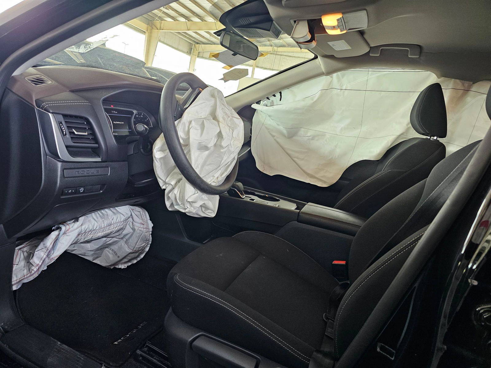 NISSAN ROGUE 2023 - Marhaba Auction Used Cars - Image 8