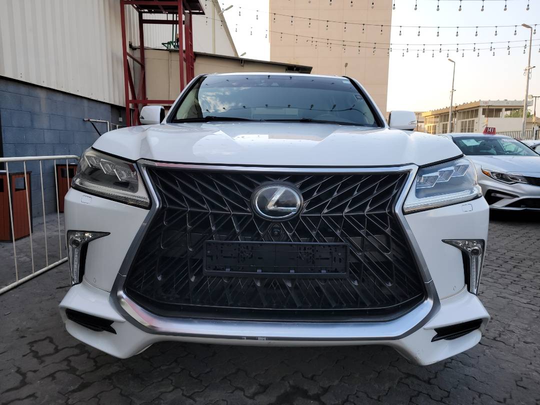2016 LEXUS LX 570 — 115305 KM — Lot G4215610 — Main - Marhaba Auctions Used Cars - Image 6
