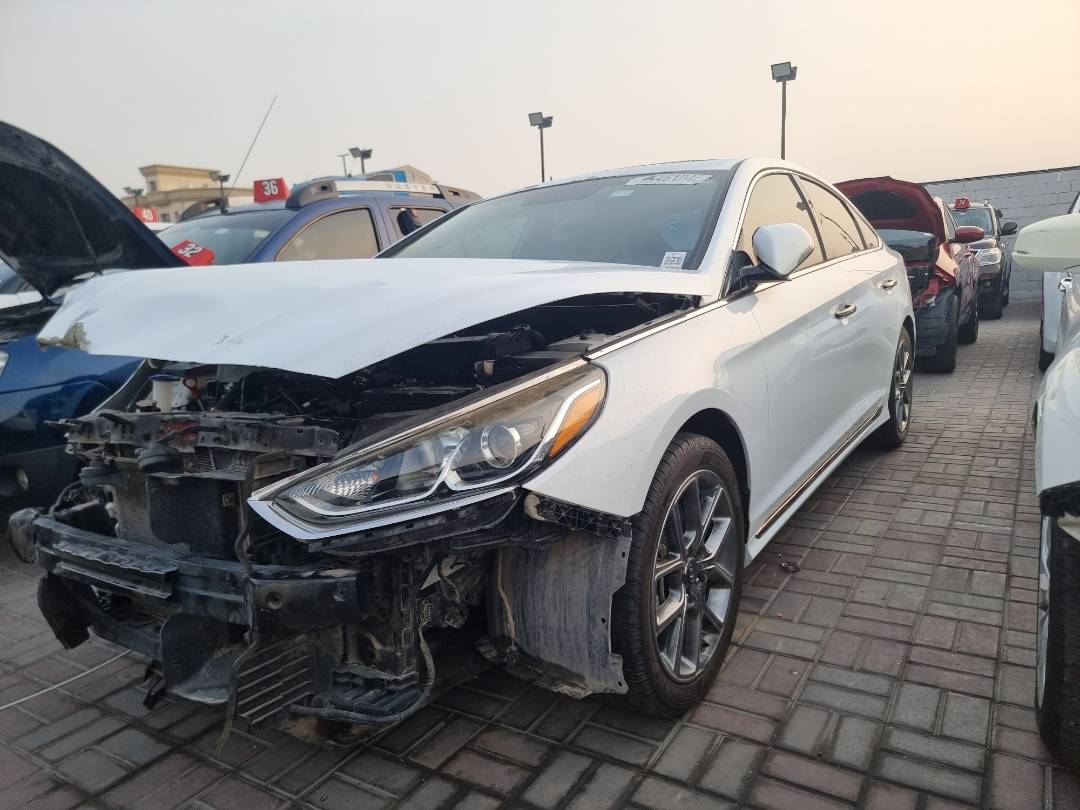 2018 HYUNDAI SONATA — 122904 Miles — Lot 688144 — Main - Marhaba Auctions Used Cars - Image 5