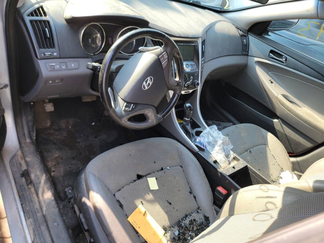 2011 HYUNDAI SONATA — 237458 Miles — Lot 67806143 - Marhaba Auctions Used Cars - Image 9