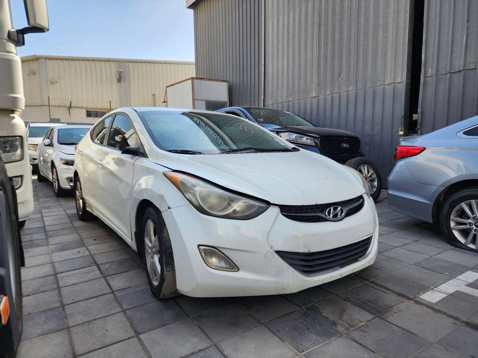 2013 HYUNDAI ELANTRA — 199981 Miles — Lot 40923865 — Al Quoz - Marhaba Auctions Used Cars - Image 3
