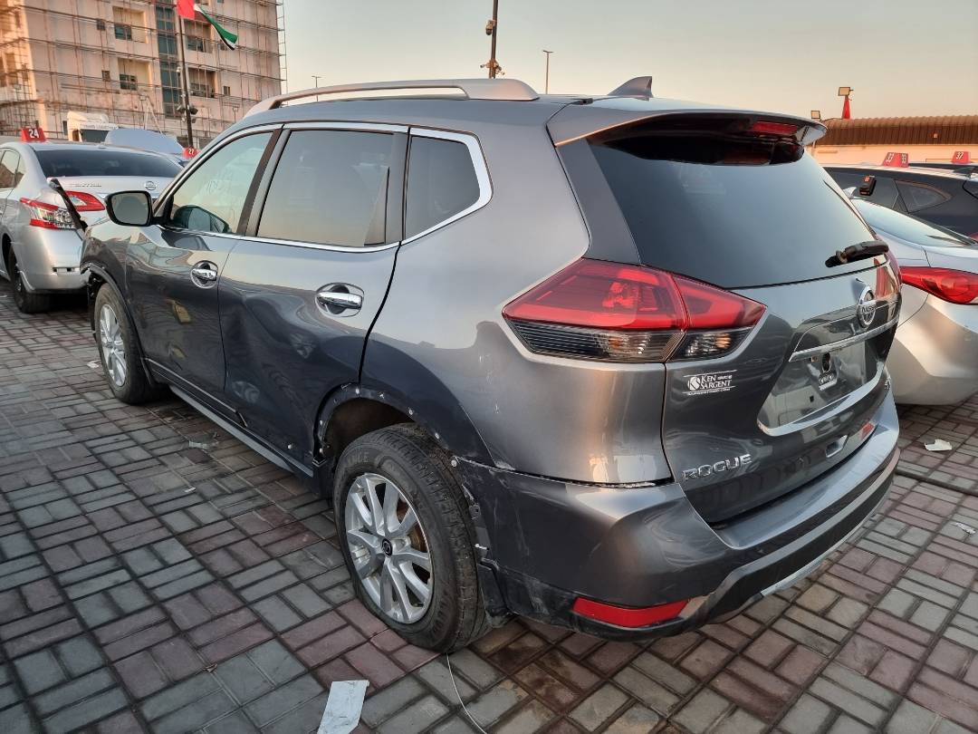 2018 NISSAN ROGUE — 146139 KM — Lot 125487 — Ind. 12 - Marhaba Auctions Used Cars - Image 4