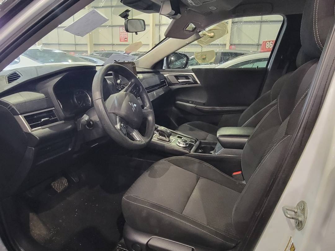 2022 MITSUBISHI OUTLANDER — 71946 Miles — Lot Z045712 — Main - Marhaba Auctions Used Cars - Image 8